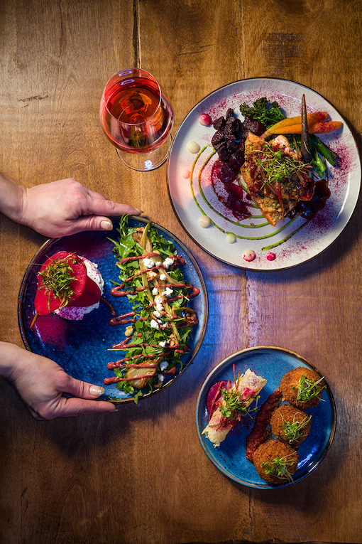 TIRAMISU_BISTRO1_Curtis