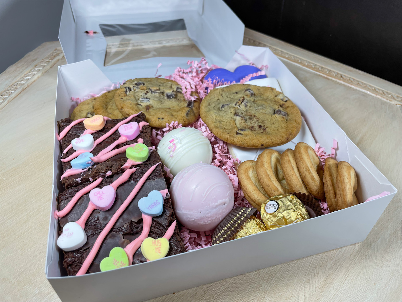 VDAY Treat Box