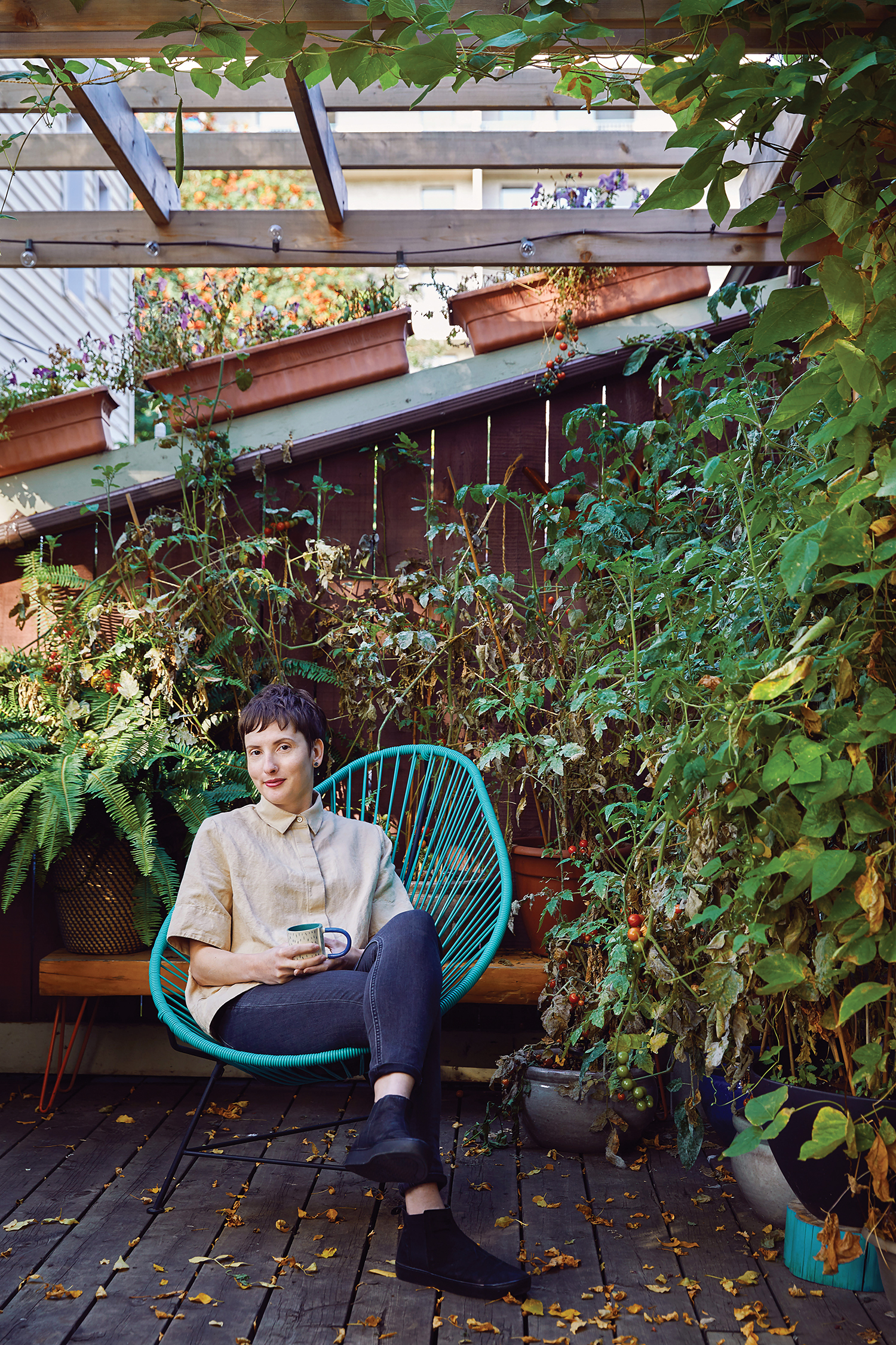 Vikki Wiercinski_InChairInGarden