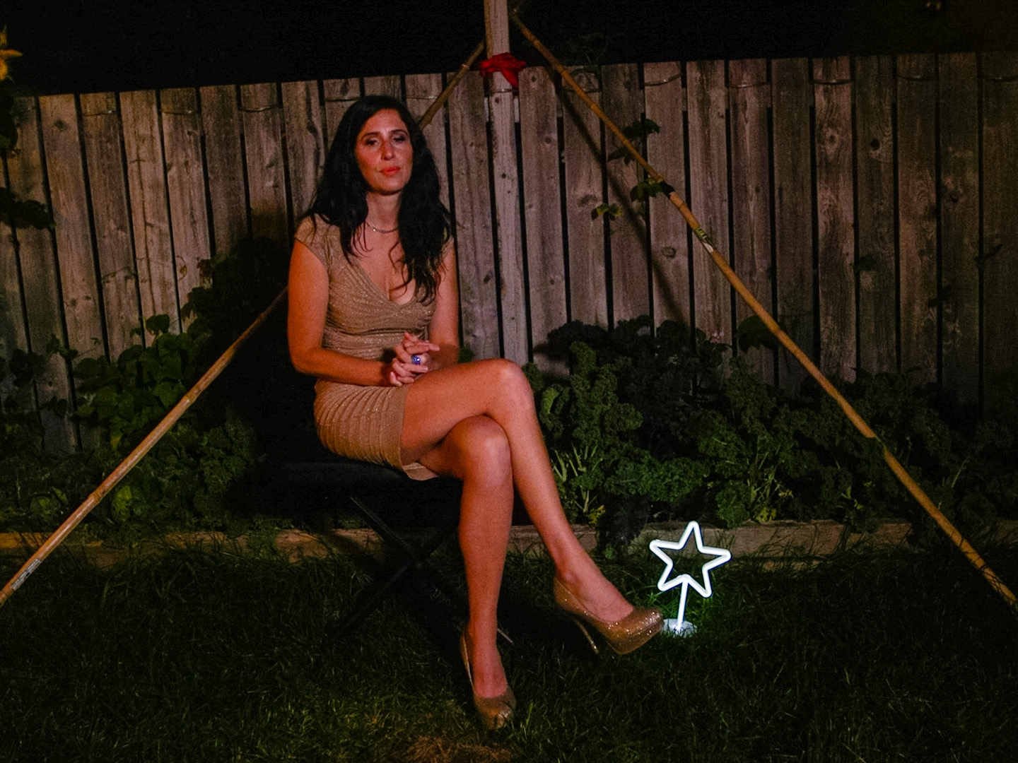 annvriend-_0001_pictures.00_00_00_06.still003