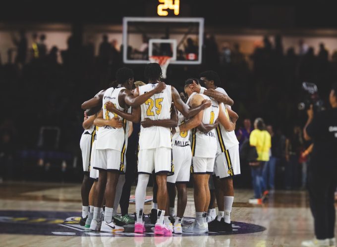 The Stingers are Set for a High-energy Summer Run