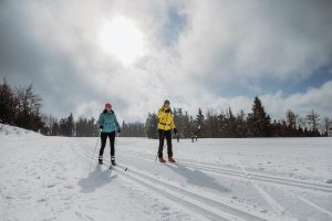 crosscountry-skiing