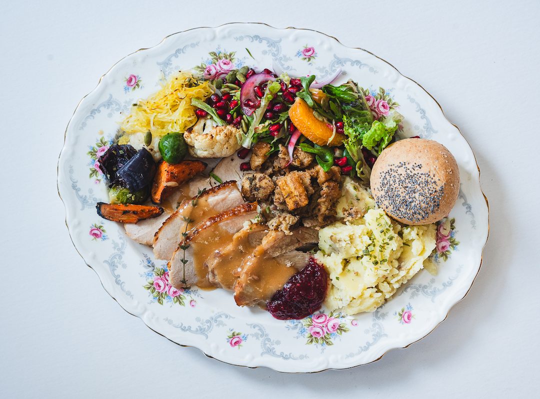 Your 2023 Christmas Dinner Guide | Edify.