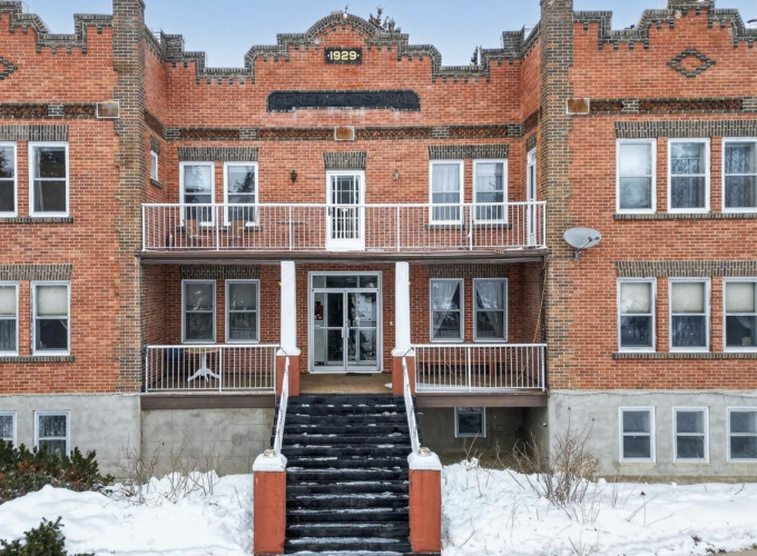 Communal Living in Mundare