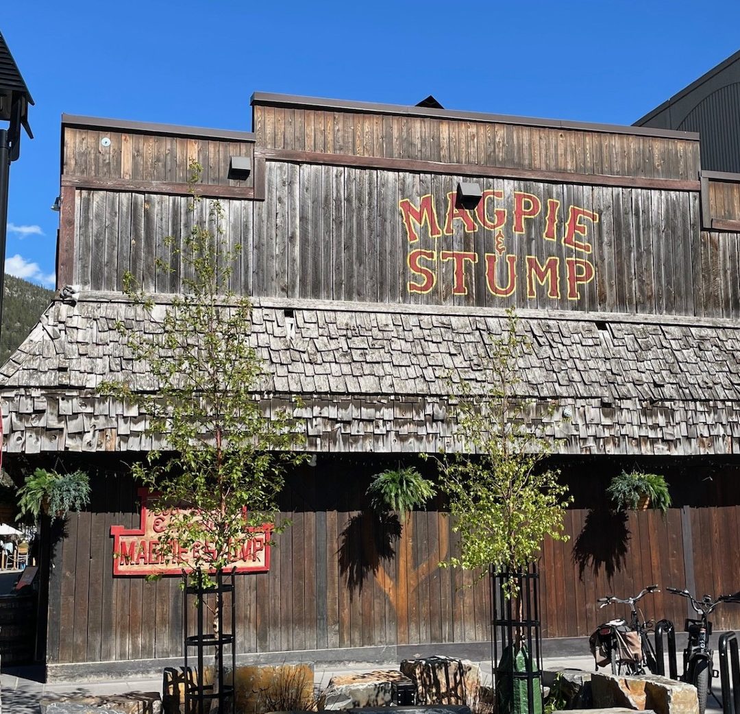 Banff Bites: Dinner at Magpie & Stump | Edify.