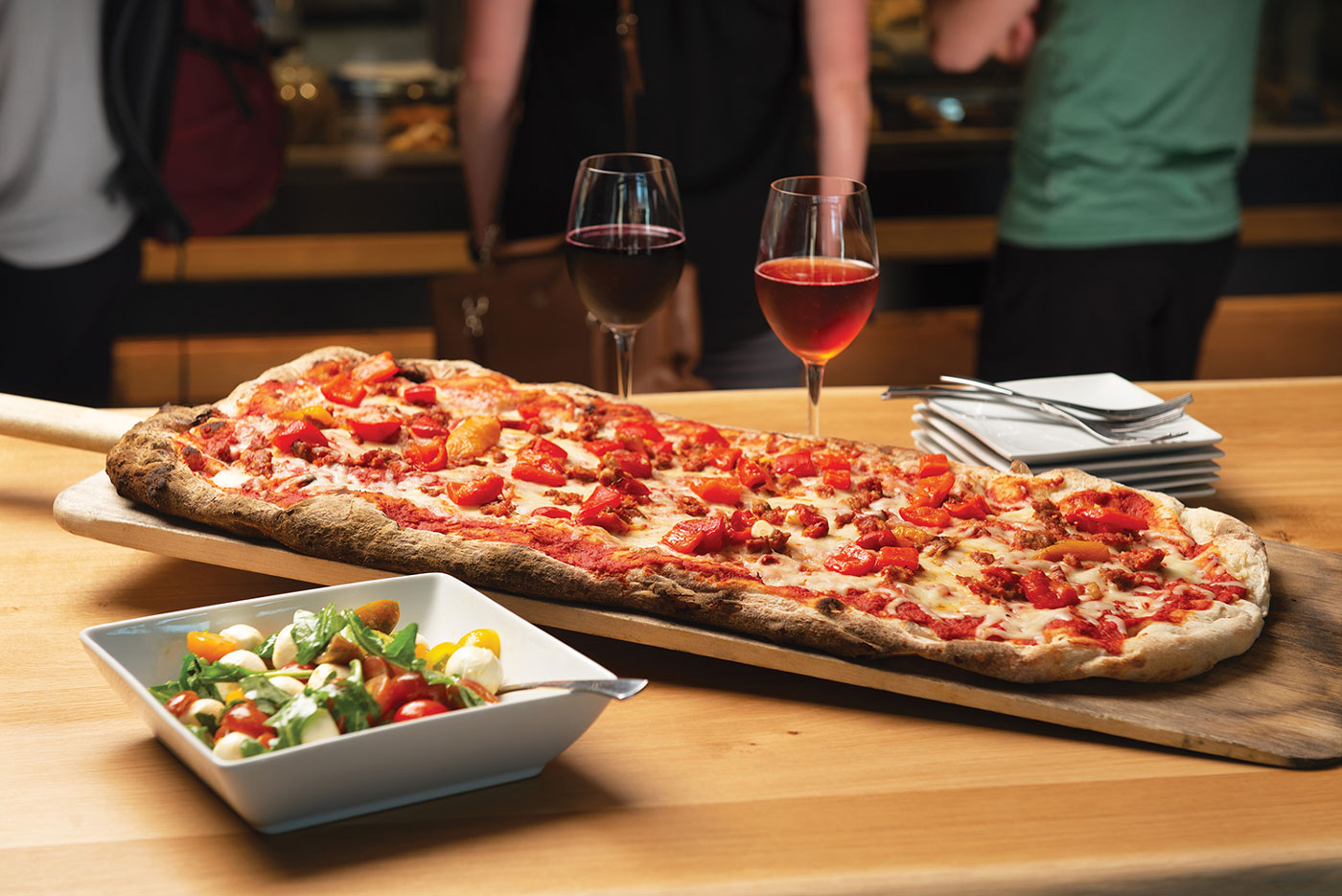 x-AE-FoodnDrink-AlCentro-Feature